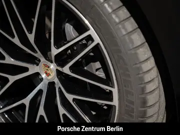 PORSCHE Macan Abstandstempomat Luftfederung PASM LED