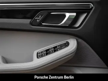 PORSCHE Macan Abstandstempomat Luftfederung PASM LED