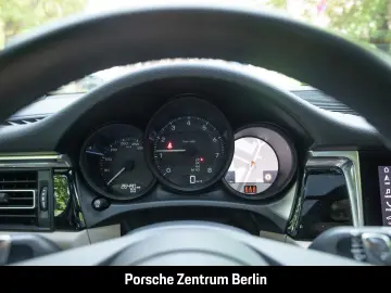 PORSCHE Macan Abstandstempomat Luftfederung PASM LED