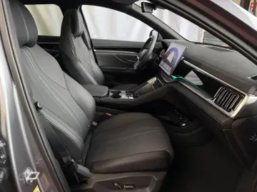 BYD Seal U 1.5 T DM-i AWD Design 324 CP