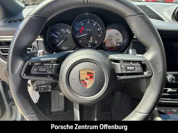 PORSCHE Macan Luftfederung Pano Navi Memory Bose LED