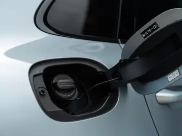 PORSCHE Macan T