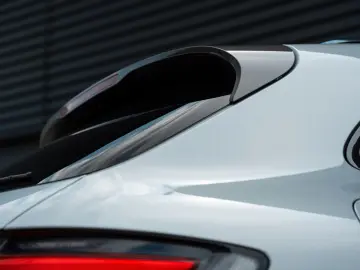 PORSCHE Macan T
