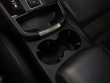 PORSCHE Macan S Abstandsregeltempostat BOSE Panorama