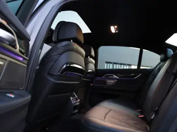 BMW 730d xDrive M Sport