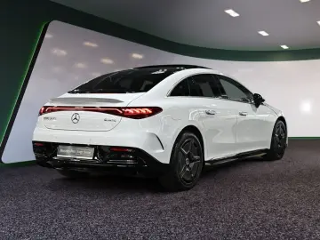 MERCEDES-BENZ EQE 500 4M AMG Sport Premium  Hyperscreen PANO