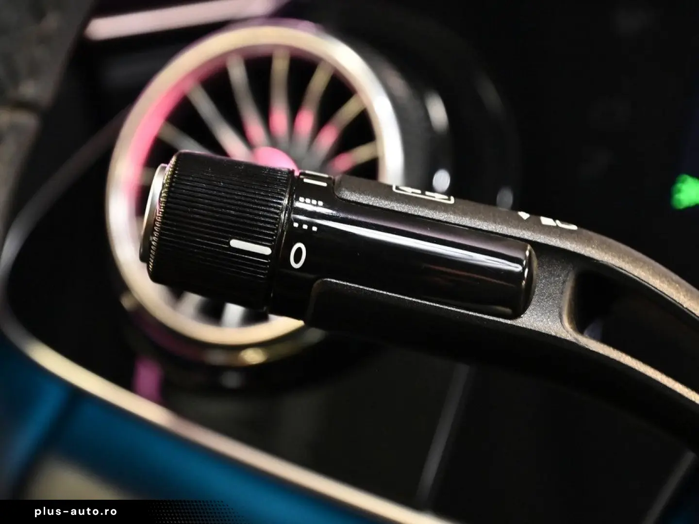 MERCEDES-BENZ EQE 500 4M AMG Sport Premium  Hyperscreen PANO