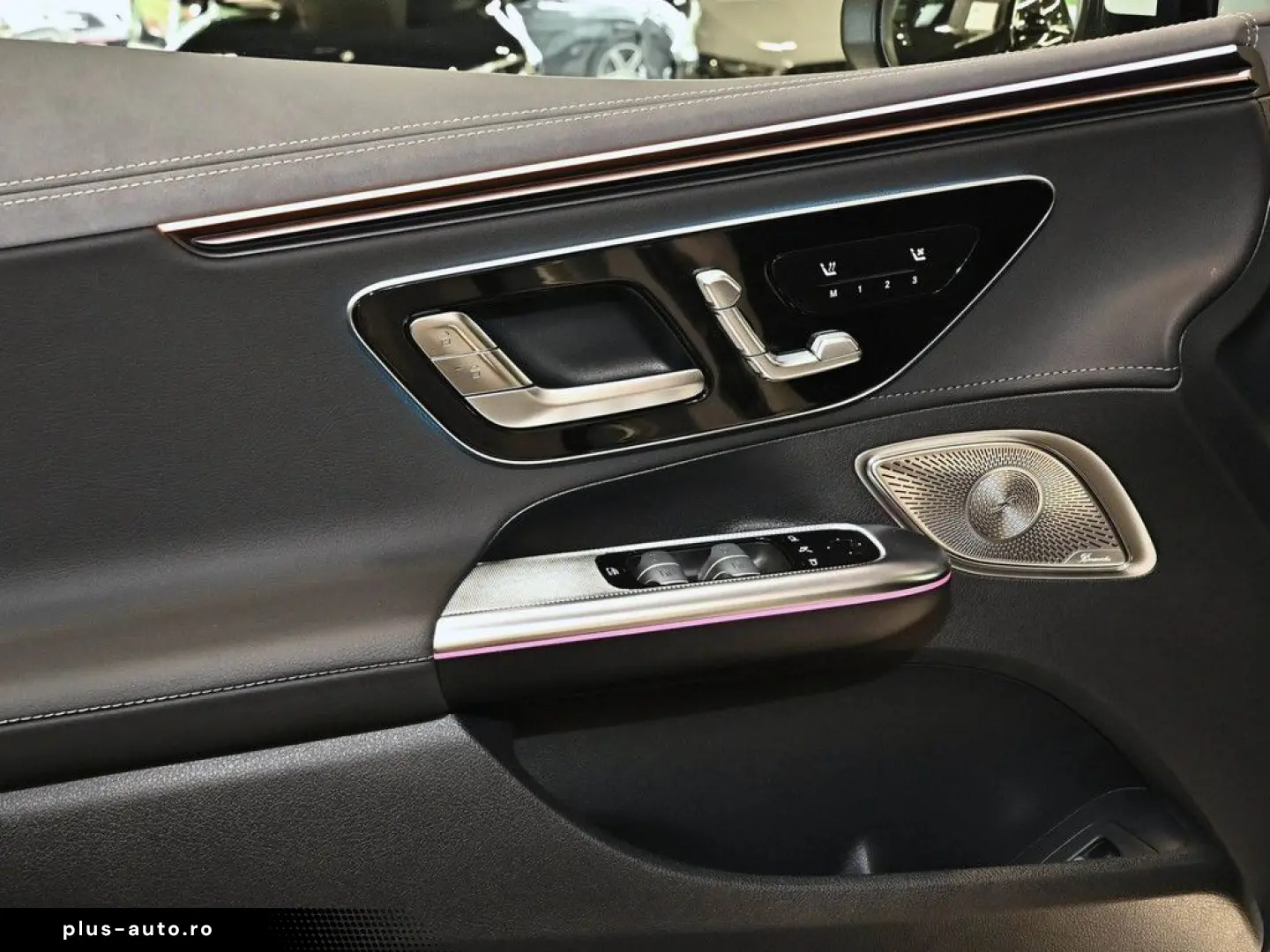 MERCEDES-BENZ EQE 500 4M AMG Sport Premium  Hyperscreen PANO