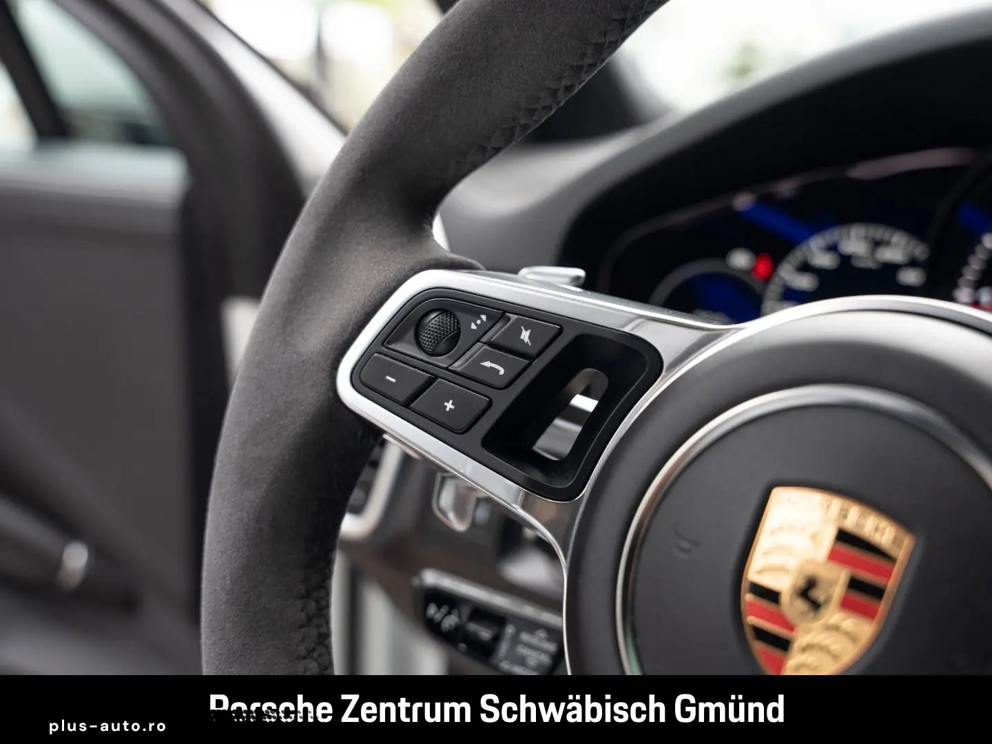 PORSCHE Cayenne GTS Head-Up Soft-Close LED-Matrix BOSE