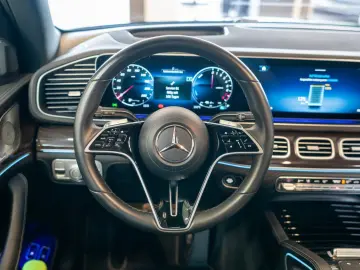 MERCEDES-BENZ GLE 400 e 4M AMG Sport Premium  NIGHT PANO HUD