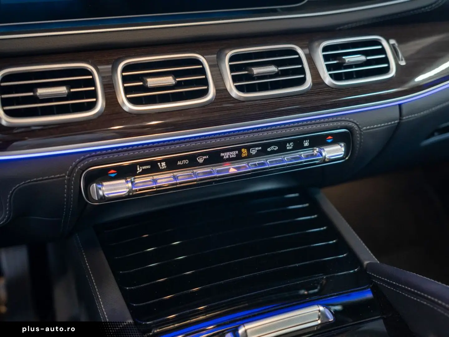 MERCEDES-BENZ GLE 400 e 4M AMG Sport Premium  NIGHT PANO HUD