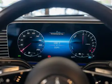 MERCEDES-BENZ GLE 400 e 4M AMG Sport Premium  NIGHT PANO HUD