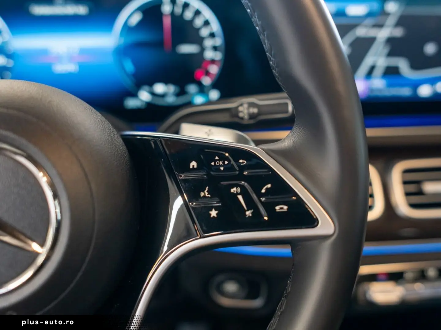 MERCEDES-BENZ GLE 400 e 4M AMG Sport Premium  NIGHT PANO HUD