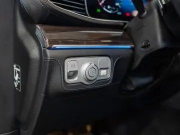 MERCEDES-BENZ GLE 400 e 4M AMG Sport Premium  NIGHT PANO HUD