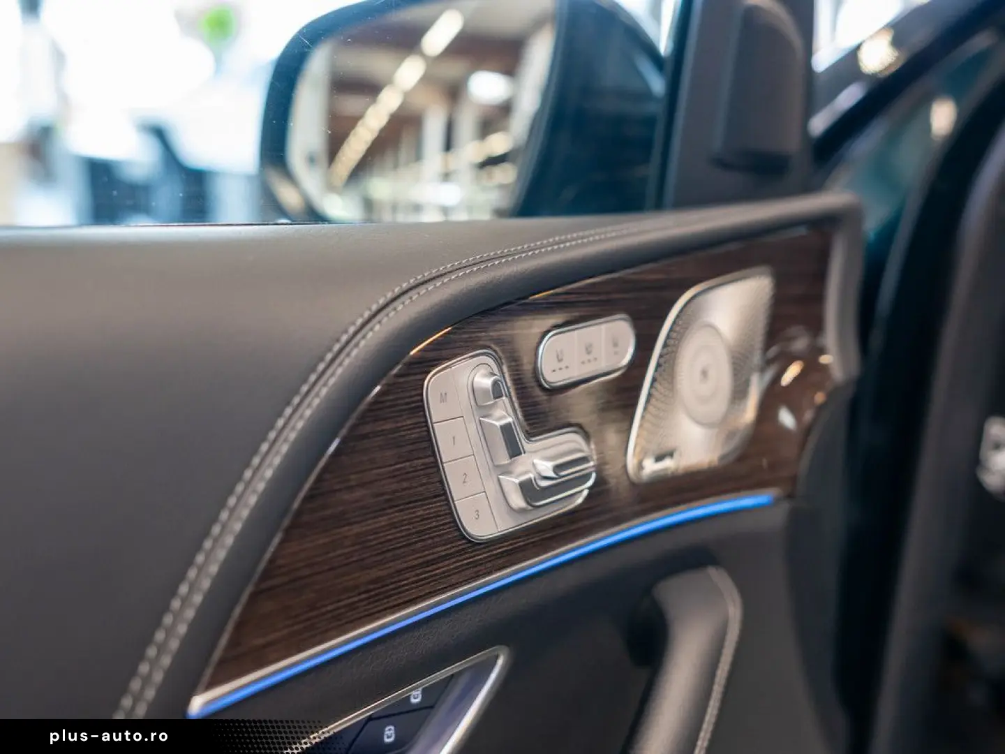 MERCEDES-BENZ GLE 400 e 4M AMG Sport Premium  NIGHT PANO HUD
