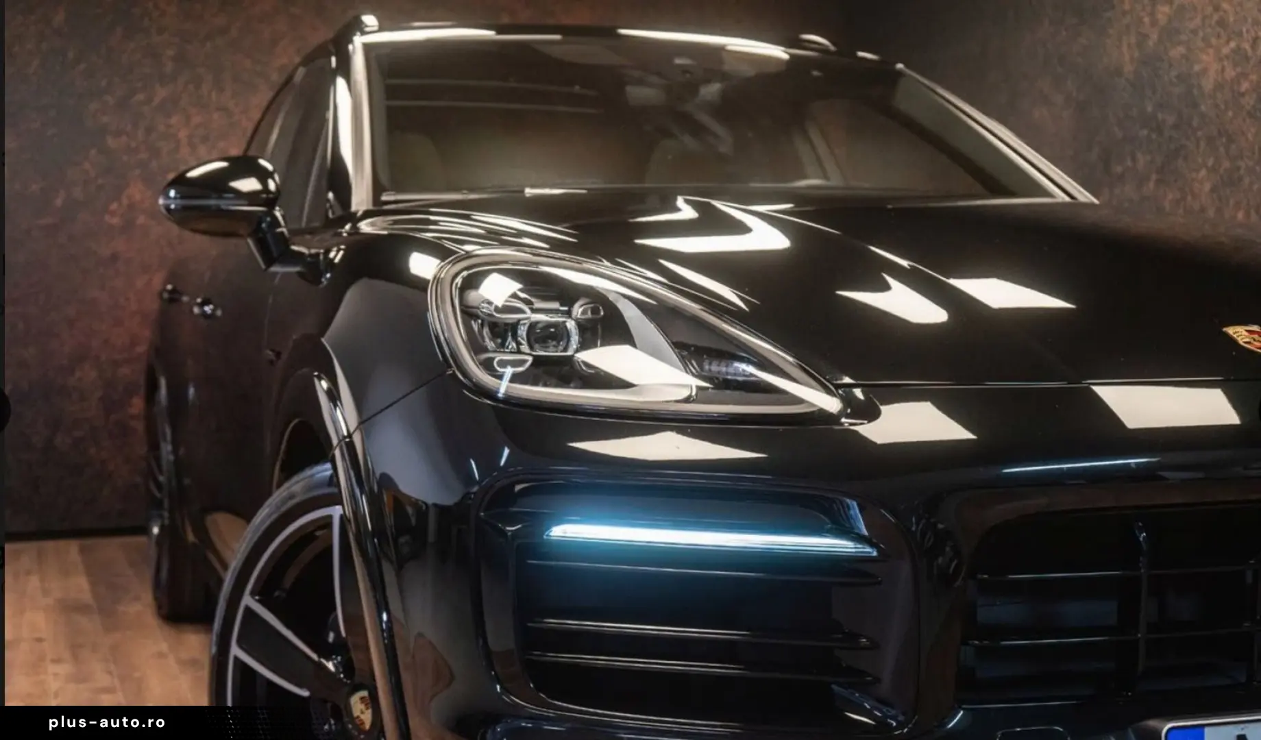 PORSCHE Cayenne E-Hybrid Platinum Edition AHK Panorama
