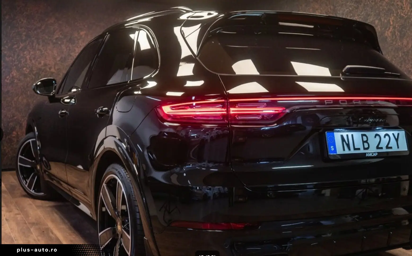 PORSCHE Cayenne E-Hybrid Platinum Edition AHK Panorama