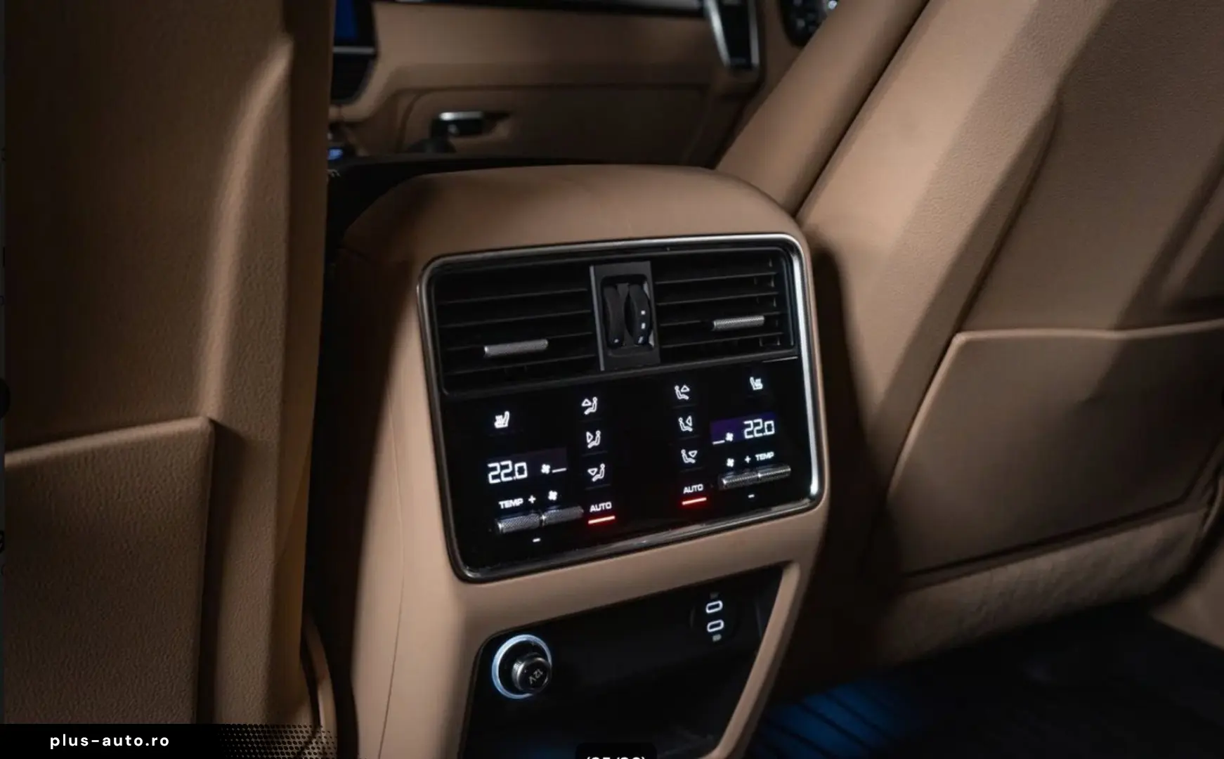 PORSCHE Cayenne E-Hybrid Platinum Edition AHK Panorama