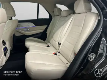 MERCEDES-BENZ GLE 350 de 4M AMG Premium Pano Burmest…