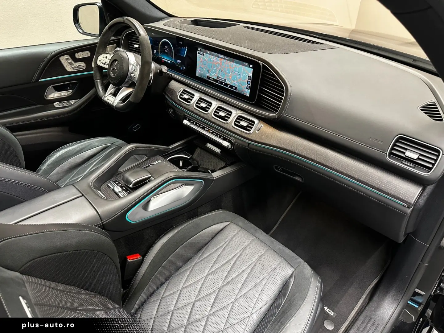 MERCEDES-BENZ GLE63 S AMG 4Matic    1.HAND MEMORY PANO 360