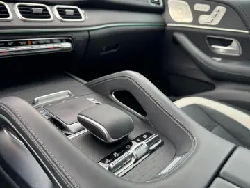 MERCEDES-BENZ GLE 63 S Coupe AMG 4M  Keramik Pano Ab…