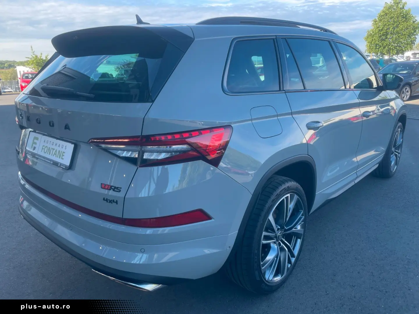SKODA Kodiaq 2 0TSi RS 4x4 Pano AHK 360 Canton