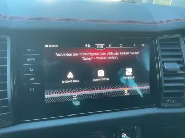 SKODA Kodiaq 2 0TSi RS 4x4 Pano AHK 360 Canton