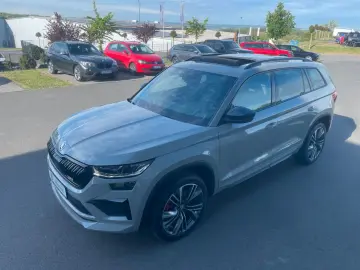 SKODA Kodiaq 2 0TSi RS 4x4 Pano AHK 360 Canton