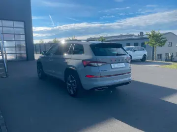SKODA Kodiaq 2 0TSi RS 4x4 Pano AHK 360 Canton