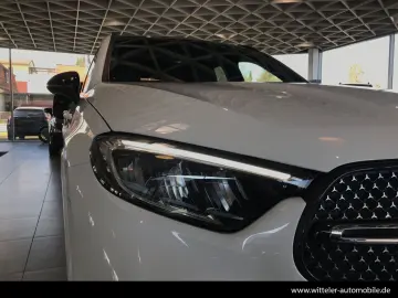 MERCEDES-BENZ GLC 300d 4M AMG Line AHK STHZ PANO Mem Night