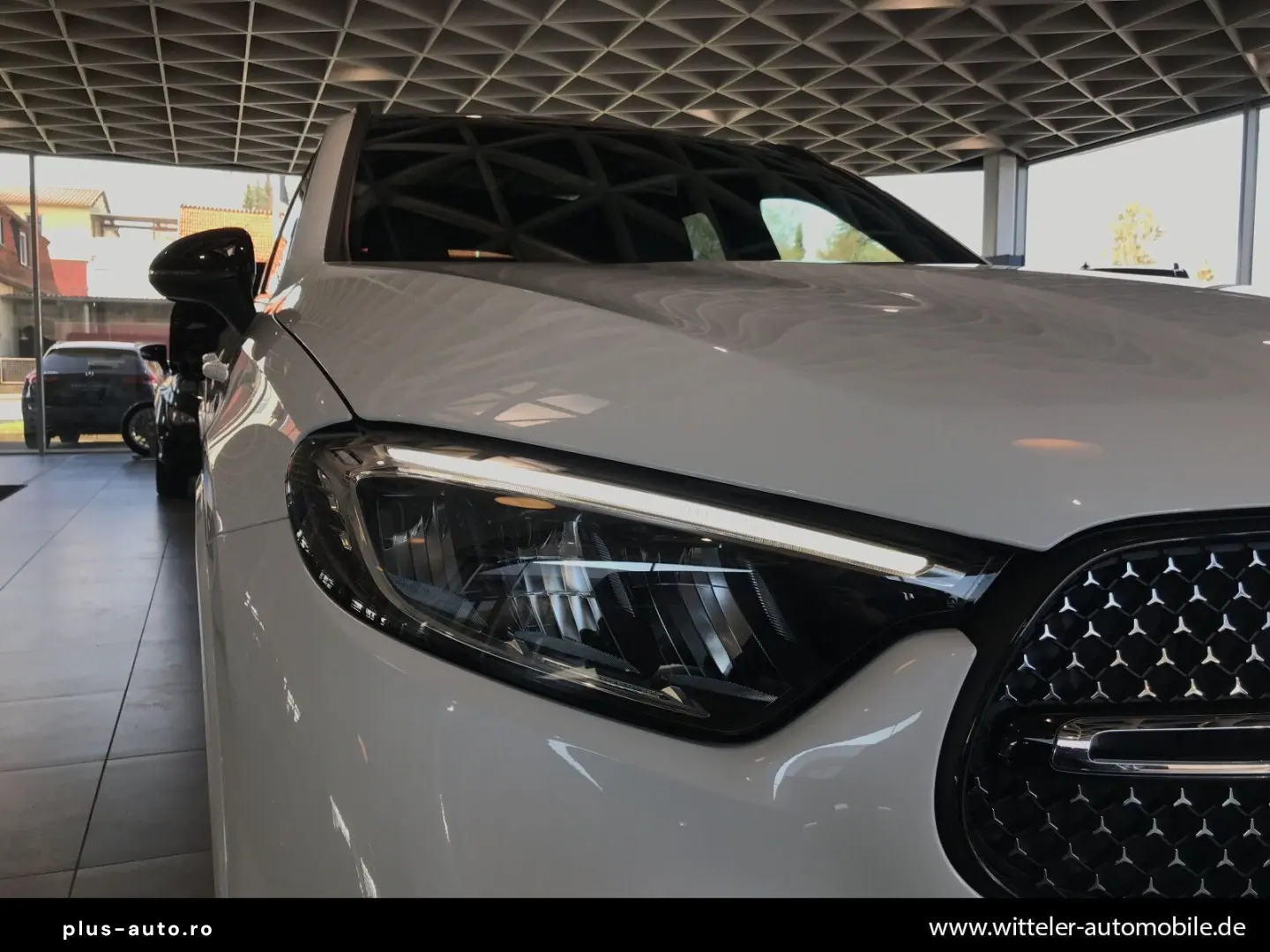 MERCEDES-BENZ GLC 300d 4M AMG Line AHK STHZ PANO Mem Night