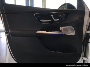 MERCEDES-BENZ GLC 300d 4M AMG Line AHK STHZ PANO Mem Night