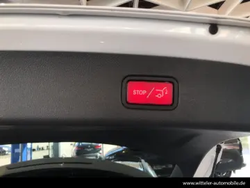 MERCEDES-BENZ GLC 300d 4M AMG Line AHK STHZ PANO Mem Night