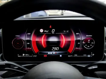 MERCEDES-BENZ C 300d 4M AMG Pano AHK 360 Memo Night 19