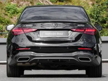 MERCEDES-BENZ C 300d 4M AMG Pano AHK 360 Memo Night 19