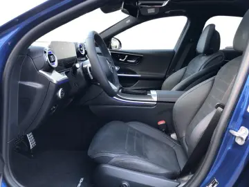 MERCEDES-BENZ C300 d AMG MBUX Burm Night Fahrassist AHK Pano