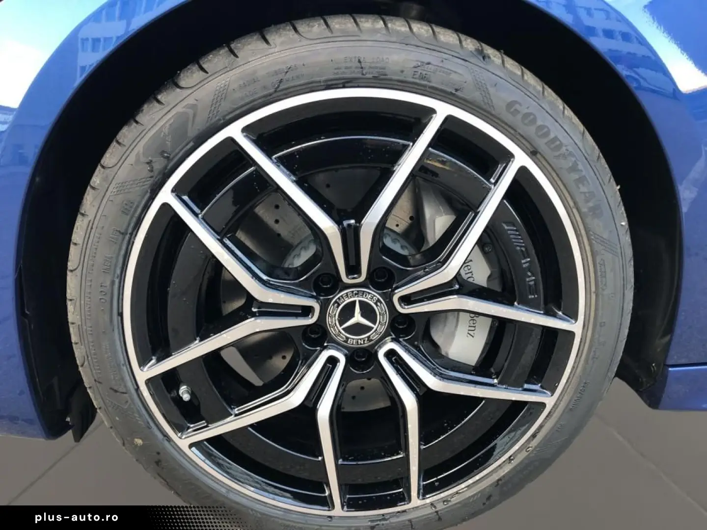 MERCEDES-BENZ C300 d AMG MBUX Burm Night Fahrassist AHK Pano