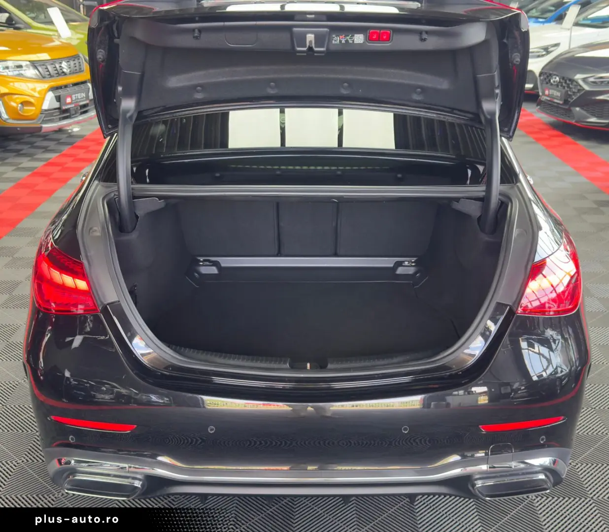 MERCEDES-BENZ C220 d AMG  Bumester Distro. 360  Ambiente