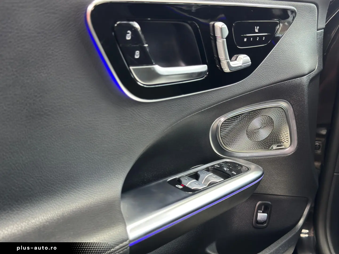 MERCEDES-BENZ C220 d AMG  Bumester Distro. 360  Ambiente