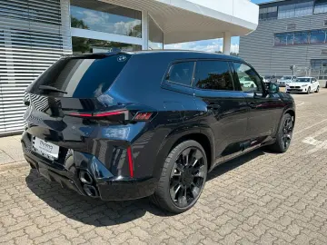 BMW XM 4.4  Bowers Wilkens  AHK  Multifunkt.sitze