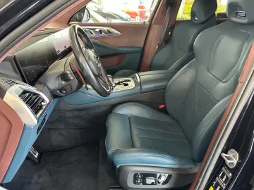 BMW XM 4.4  Bowers Wilkens  AHK  Multifunkt.sitze