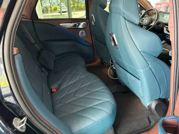 BMW XM 4.4  Bowers Wilkens  AHK  Multifunkt.sitze