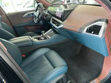BMW XM 4.4  Bowers Wilkens  AHK  Multifunkt.sitze