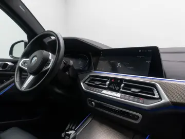 BMW X5 xD40d M Sport Laser HUD DAB AHK Panorama Komf