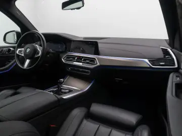 BMW X5 xD40d M Sport Laser HUD DAB AHK Panorama Komf