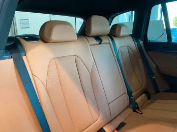 BMW X3 20d xDrive M-Sport CockpitProf Pano ACC AHK