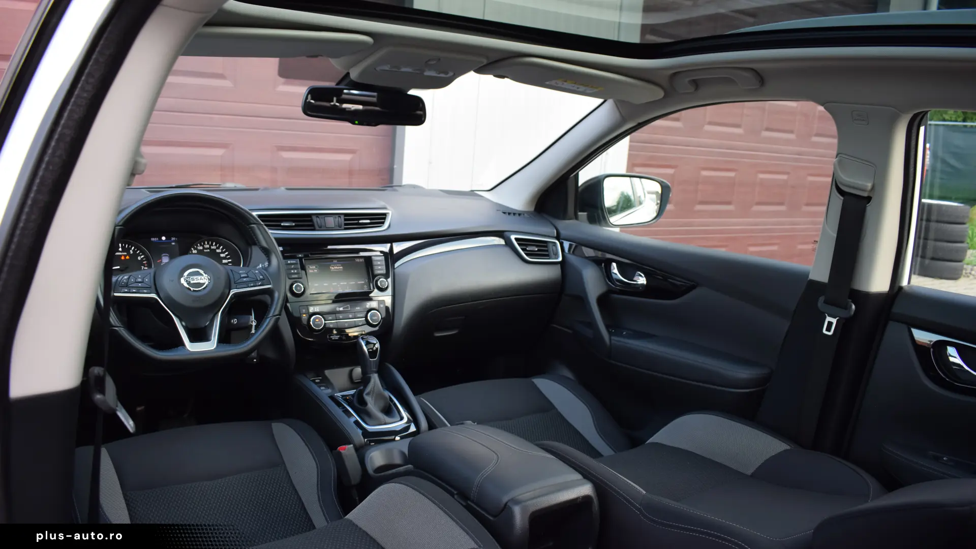 Nissan Qashqai 1.3 Benzina Automat 2020