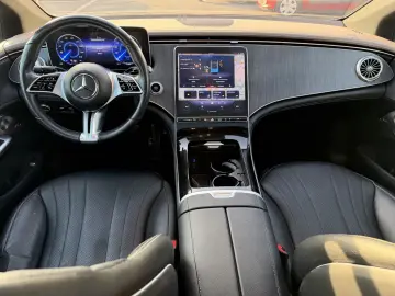 MERCEDES-BENZ EQE 350   Electric Art   Distronic    PANO