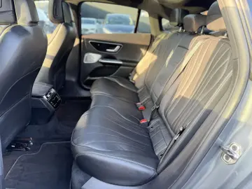 MERCEDES-BENZ EQE 350   Electric Art   Distronic    PANO