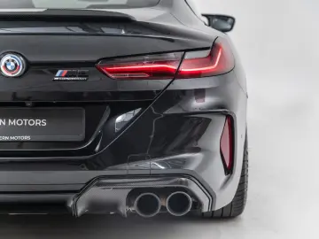 BMW M8 Coupe Competition Garantie PPF  B&W Carbon